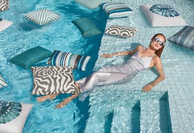 ELAINE SMITH DEBUTS NEW 2018 CATALOG